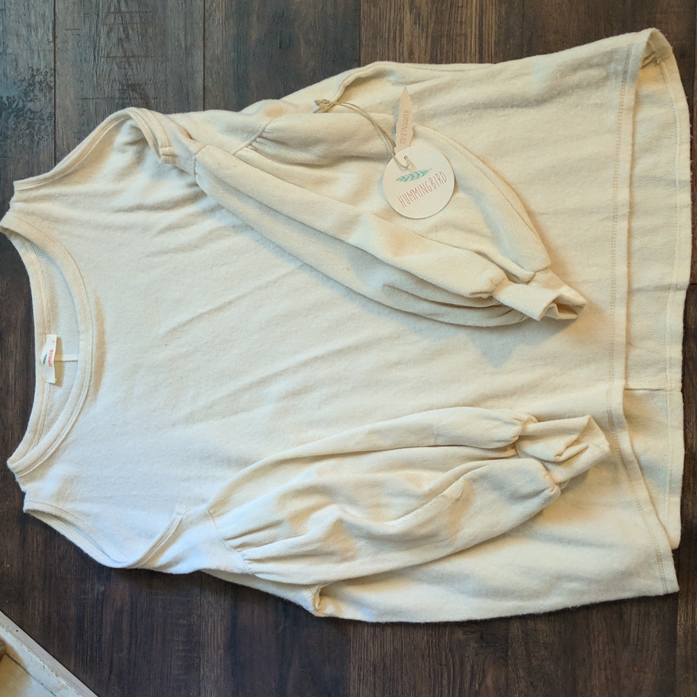Hummingbird sweater Small